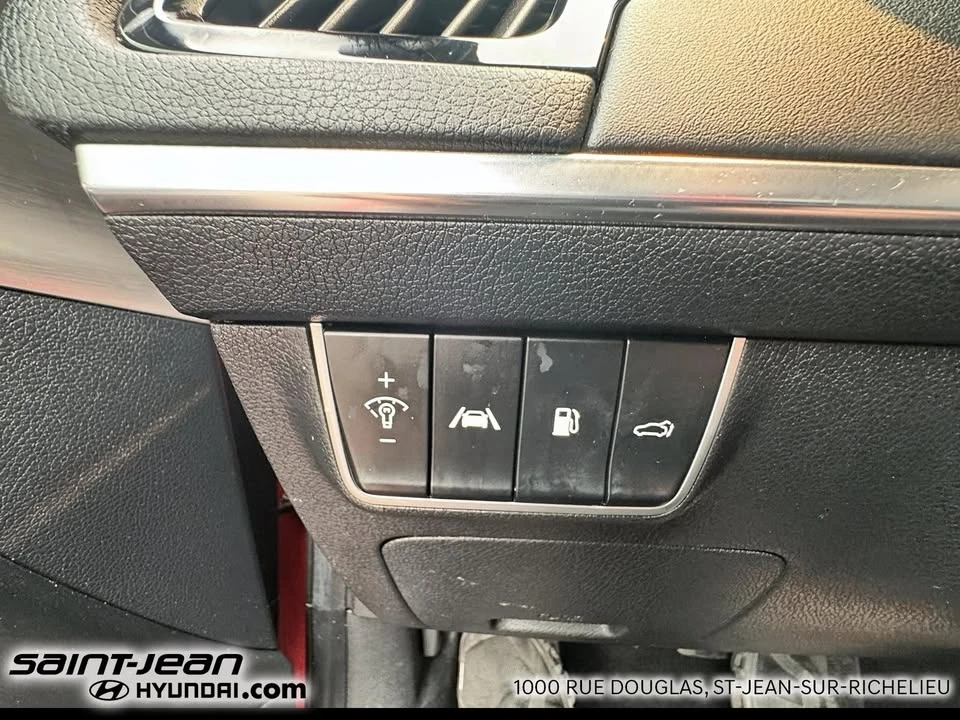 2022 Kia Stinger GT - Image 16 of 20