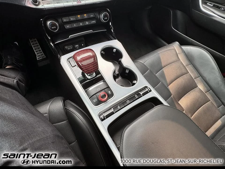 2022 Kia Stinger GT - Image 17 of 20