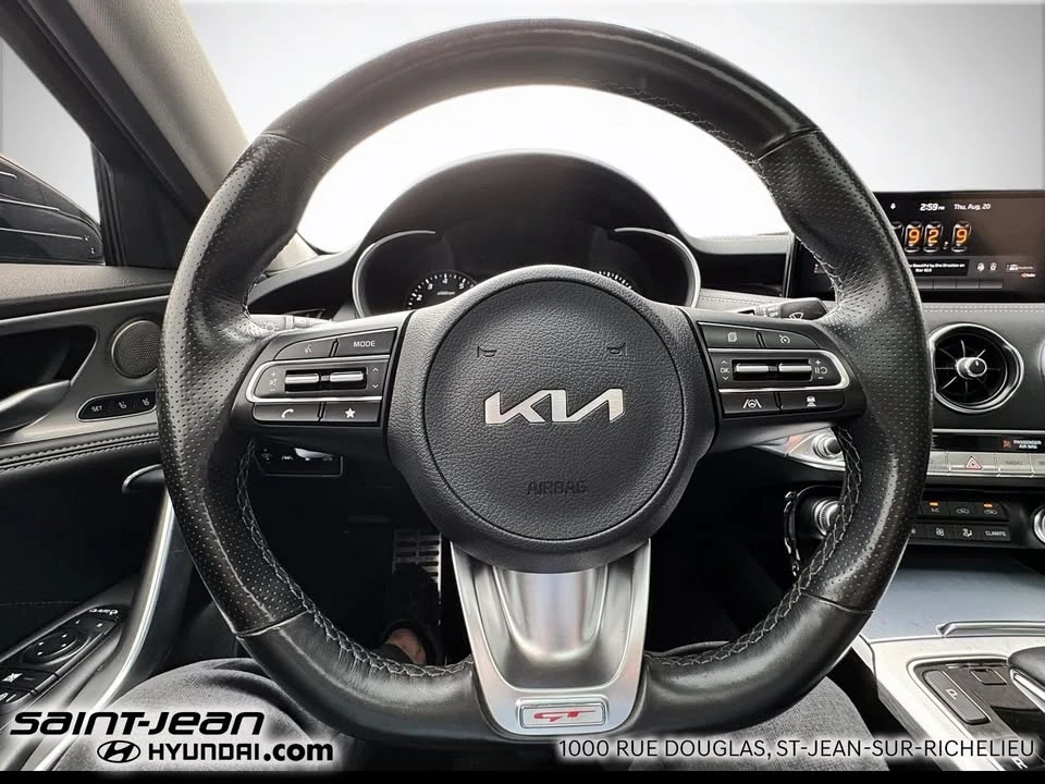 2022 Kia Stinger GT - Image 14 of 20