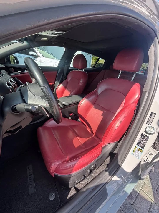 2022 Kia Stinger GT - Image 6 of 11