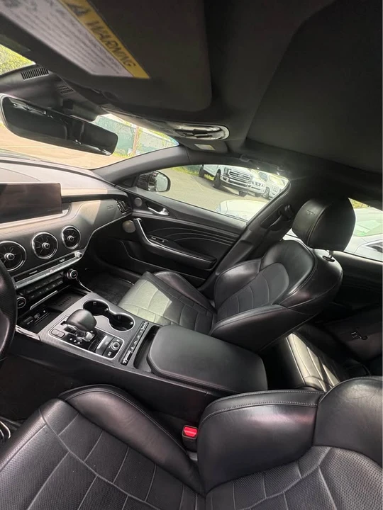 2022 Kia Stinger GT - Image 6 of 7
