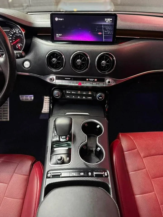 2022 Kia Stinger GT - Image 13 of 15
