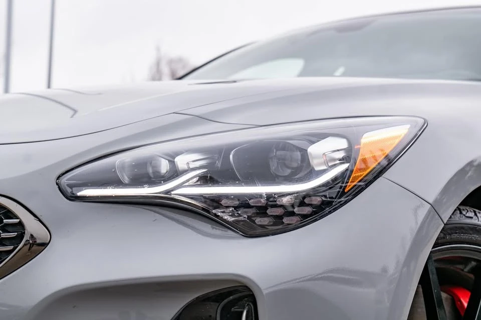 2022 Kia Stinger - Image 5 of 10