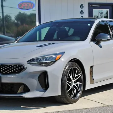 2022 Kia Stinger GT-Line