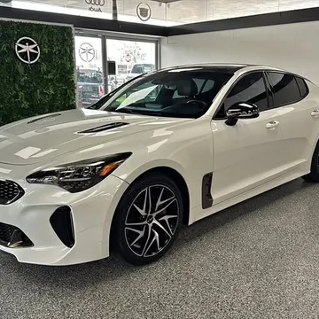 2022 Kia Stinger GT-Line