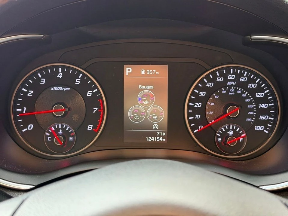 2022 Kia Stinger - Image 18 of 20