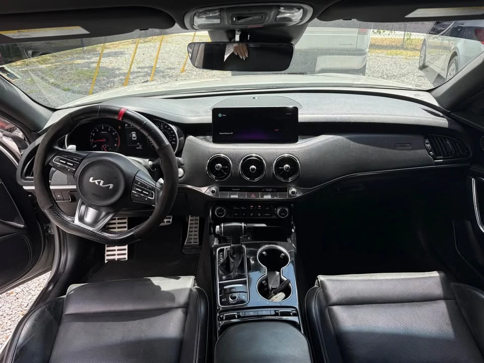 2022 Kia Stinger - Image 7 of 14
