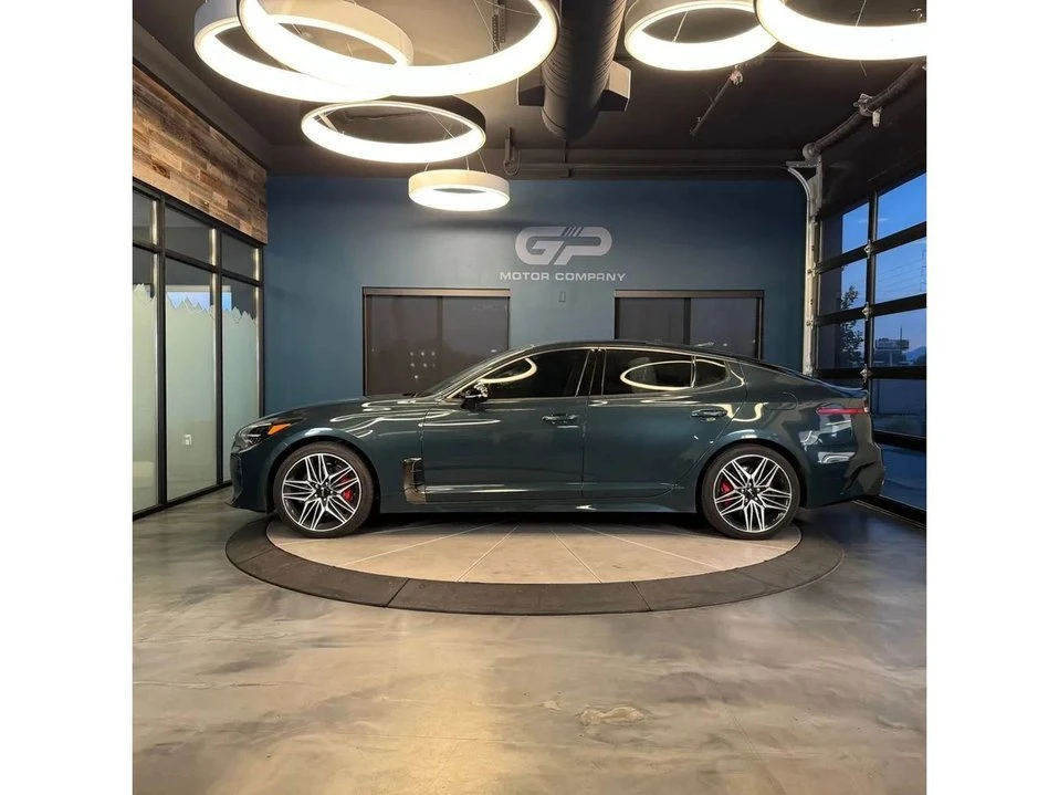 2022 Kia Stinger - Image 6 of 20