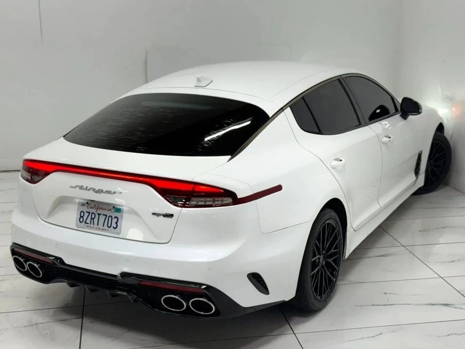 2022 Kia Stinger - Image 12 of 20