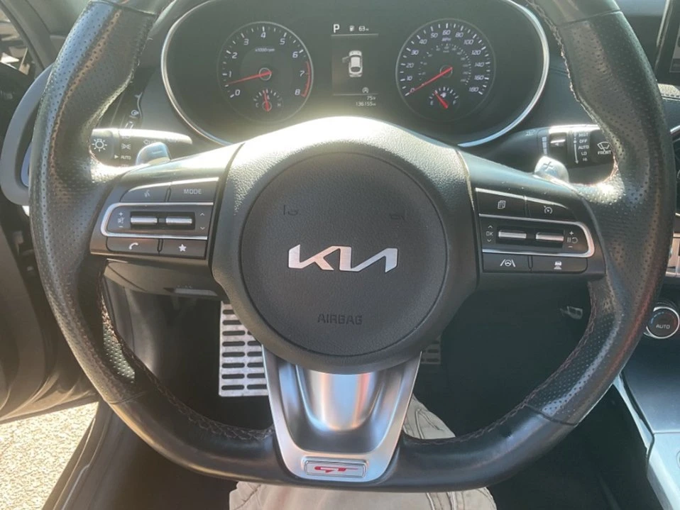 2022 Kia Stinger - Image 11 of 20