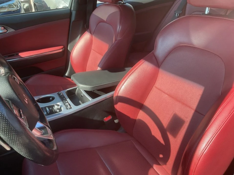 2022 Kia Stinger - Image 12 of 20