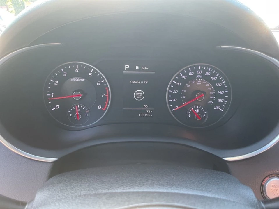 2022 Kia Stinger - Image 9 of 20