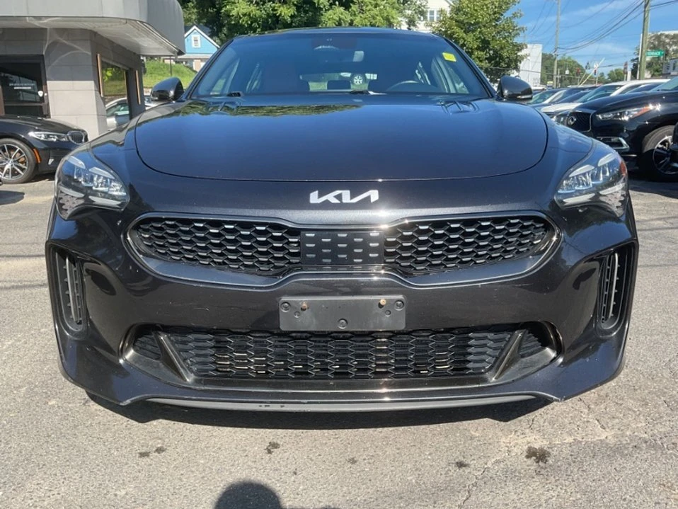 2022 Kia Stinger - Image 2 of 20