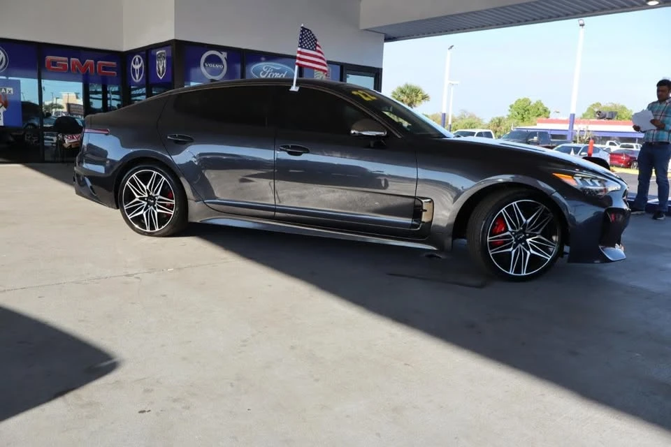 2022 Kia Stinger - Image 6 of 20