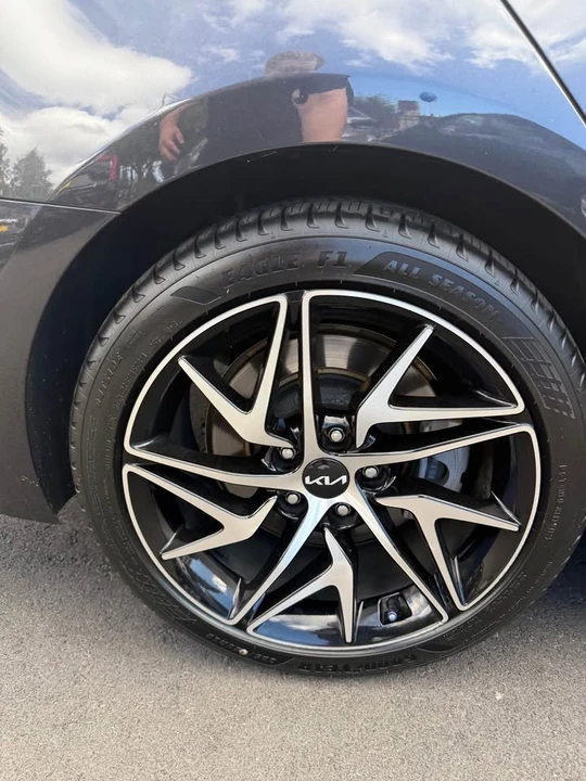 2022 Kia Stinger - Image 10 of 20