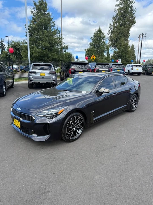 2022 Kia Stinger - Image 2 of 20