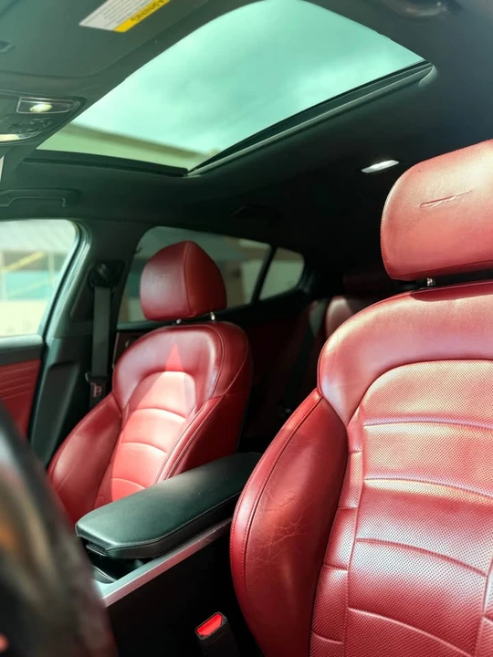 2022 Kia Stinger - Image 4 of 7