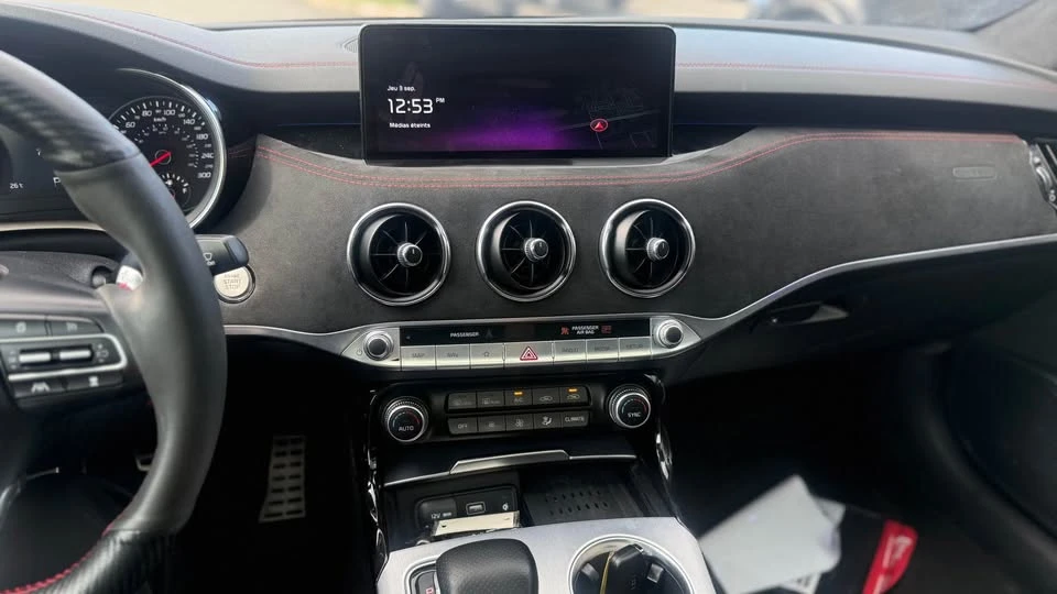 2022 Kia Stinger - Image 8 of 14