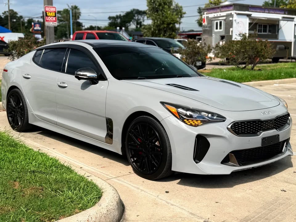 2022 Kia Stinger - Image 6 of 7