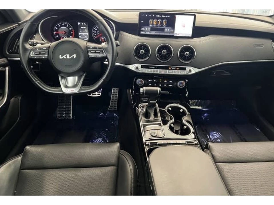 2022 Kia Stinger - Image 17 of 20