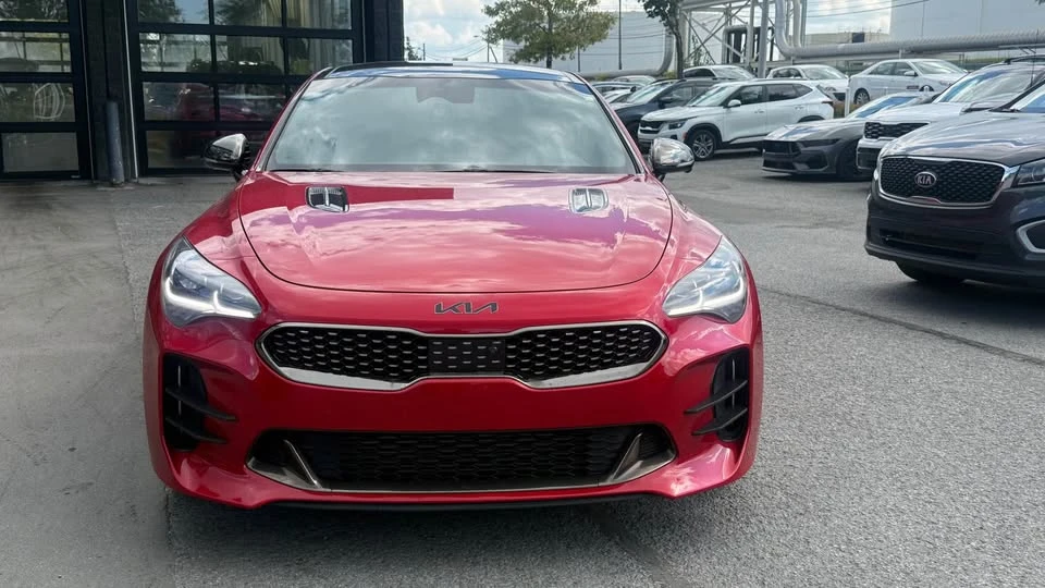 2022 Kia Stinger - Image 2 of 14