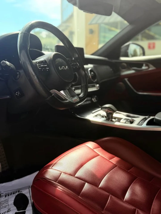 2022 Kia Stinger - Image 3 of 7