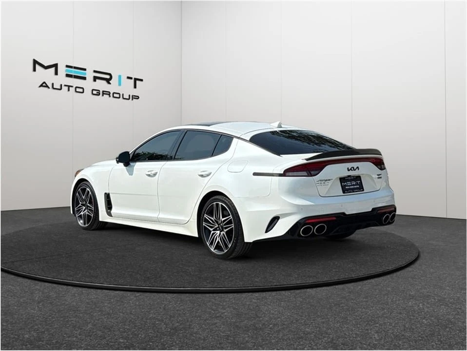 2022 Kia Stinger - Image 7 of 20