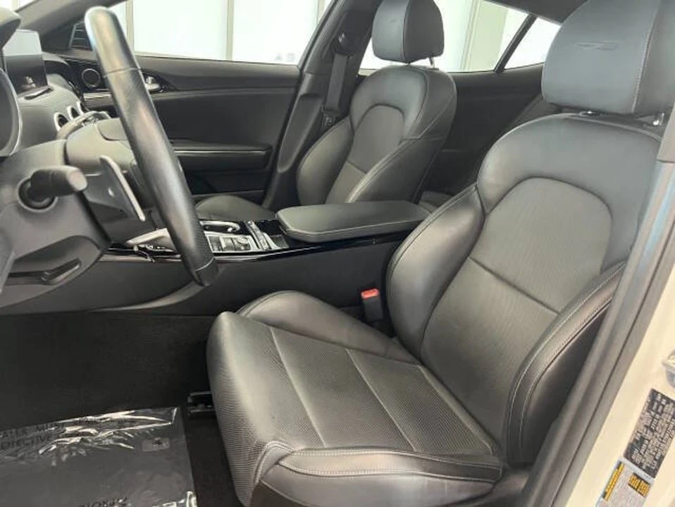 2022 Kia Stinger - Image 10 of 20