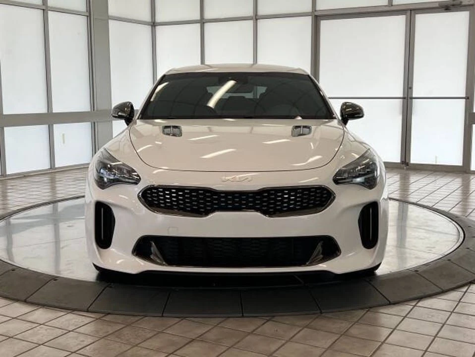 2022 Kia Stinger - Image 2 of 20