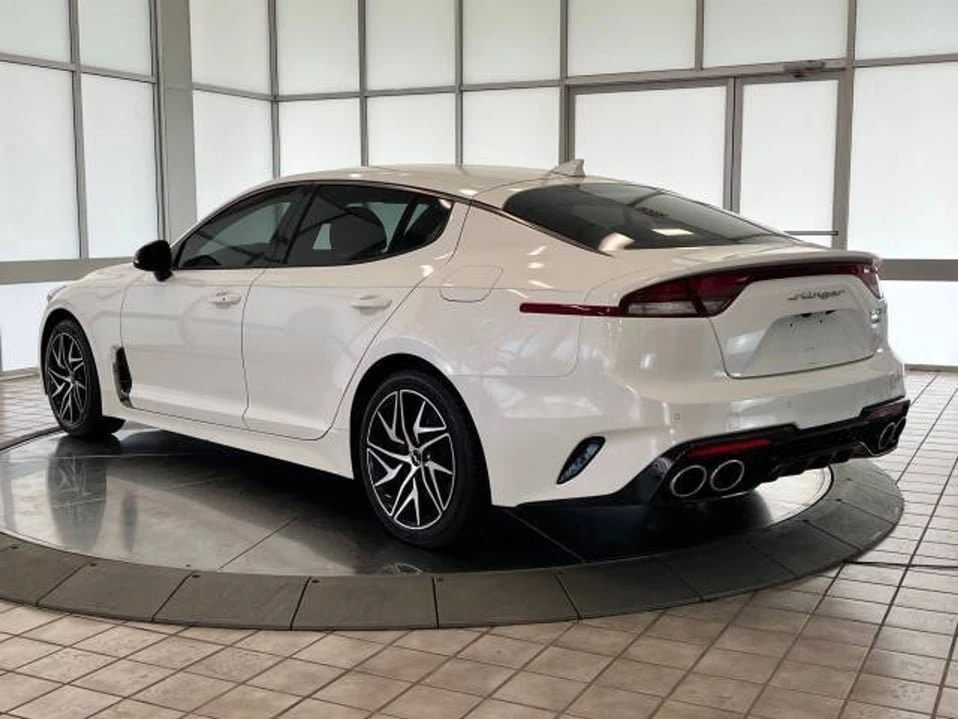 2022 Kia Stinger - Image 5 of 20