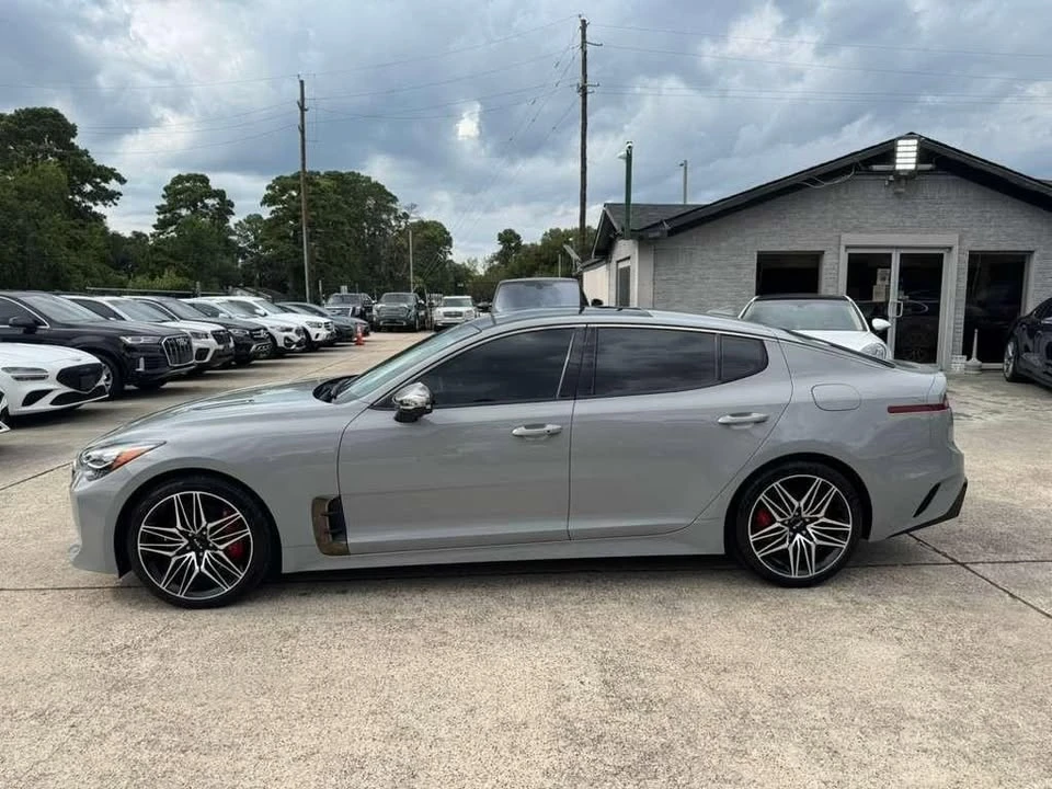 2022 Kia Stinger - Image 9 of 20