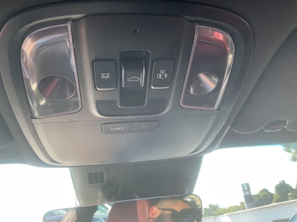2022 Kia Stinger - Image 15 of 20