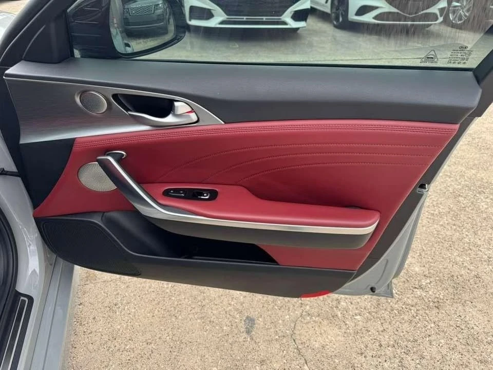 2022 Kia Stinger - Image 15 of 20