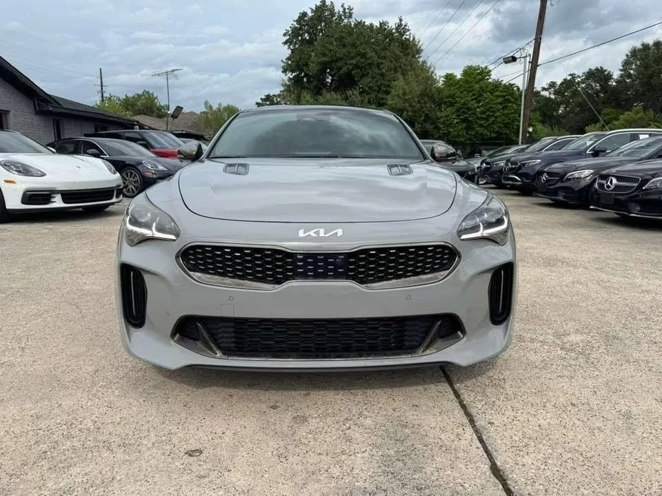 2022 Kia Stinger - Image 2 of 20