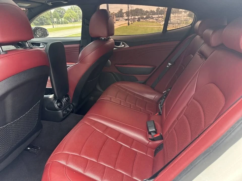 2022 Kia Stinger - Image 7 of 16