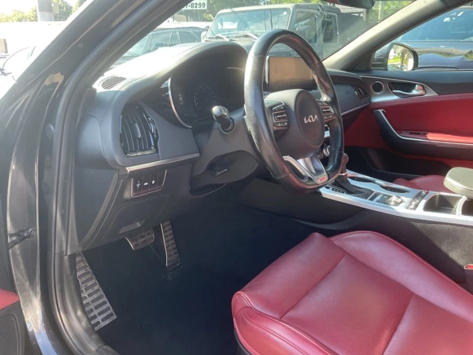 2022 Kia Stinger - Image 7 of 20