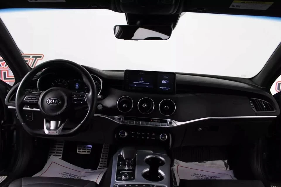 2022 Kia Stinger - Image 11 of 20