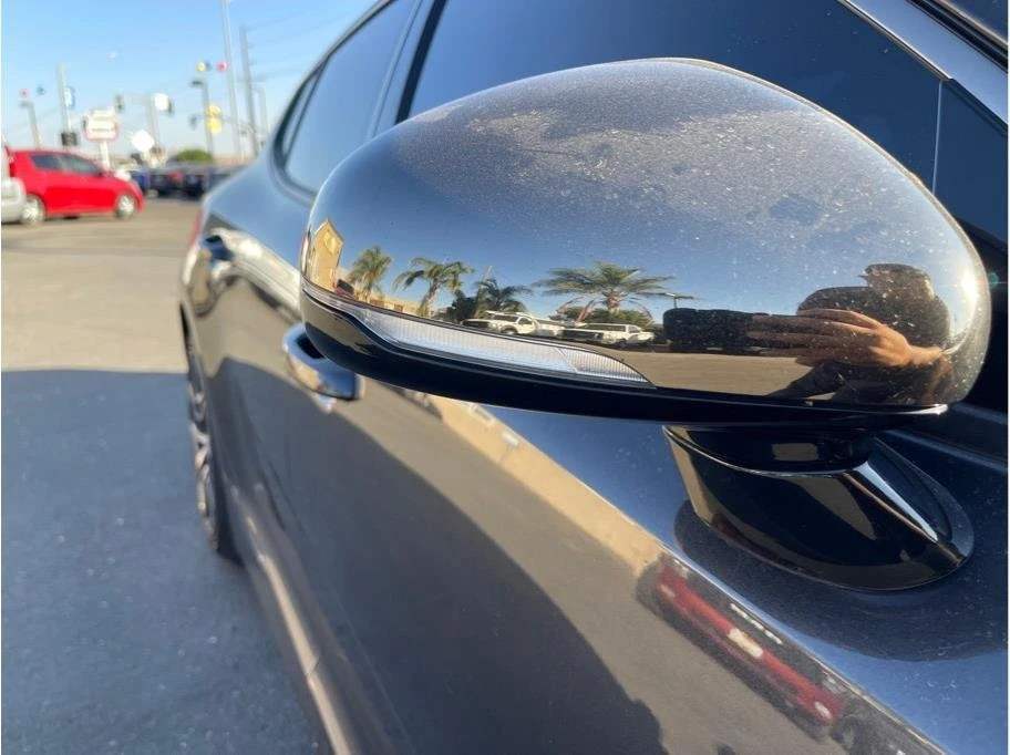 2022 Kia Stinger - Image 18 of 20