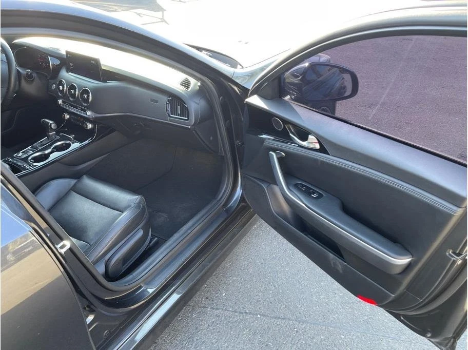 2022 Kia Stinger - Image 20 of 20
