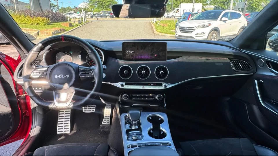 2022 Kia Stinger - Image 9 of 12