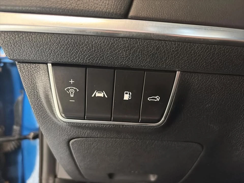2022 Kia Stinger - Image 14 of 20