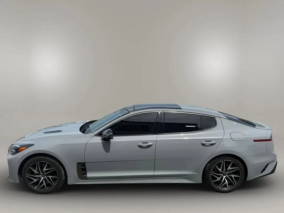2022 Kia Stinger - Image 4 of 16