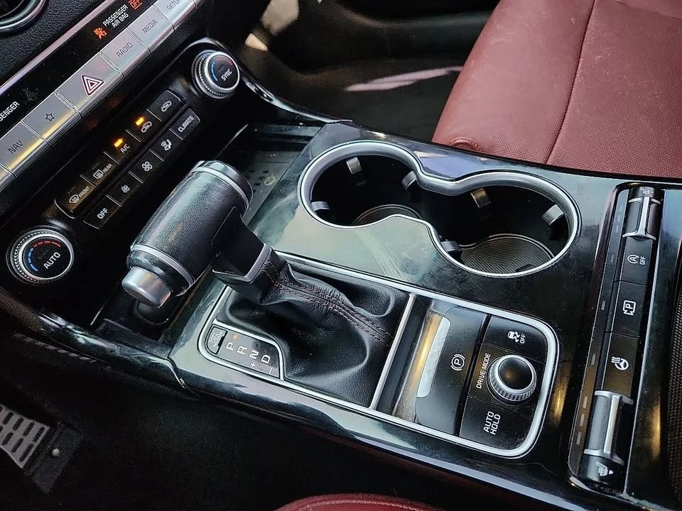 2022 Kia Stinger - Image 11 of 12