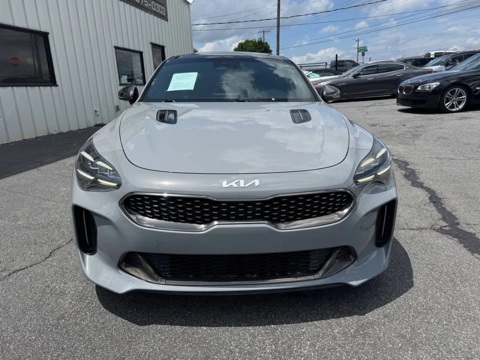 2022 Kia Stinger - Image 2 of 20