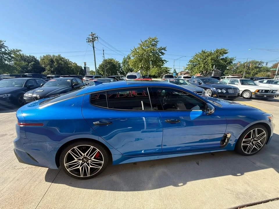 2022 Kia Stinger - Image 7 of 20