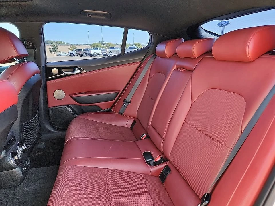2022 Kia Stinger - Image 6 of 12