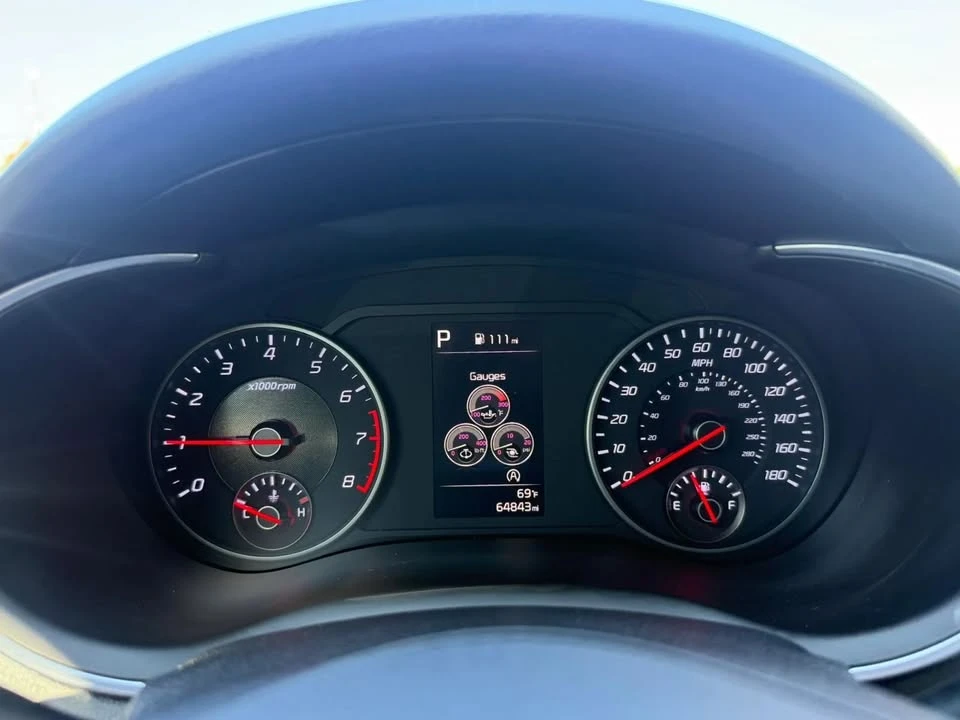 2022 Kia Stinger - Image 15 of 20