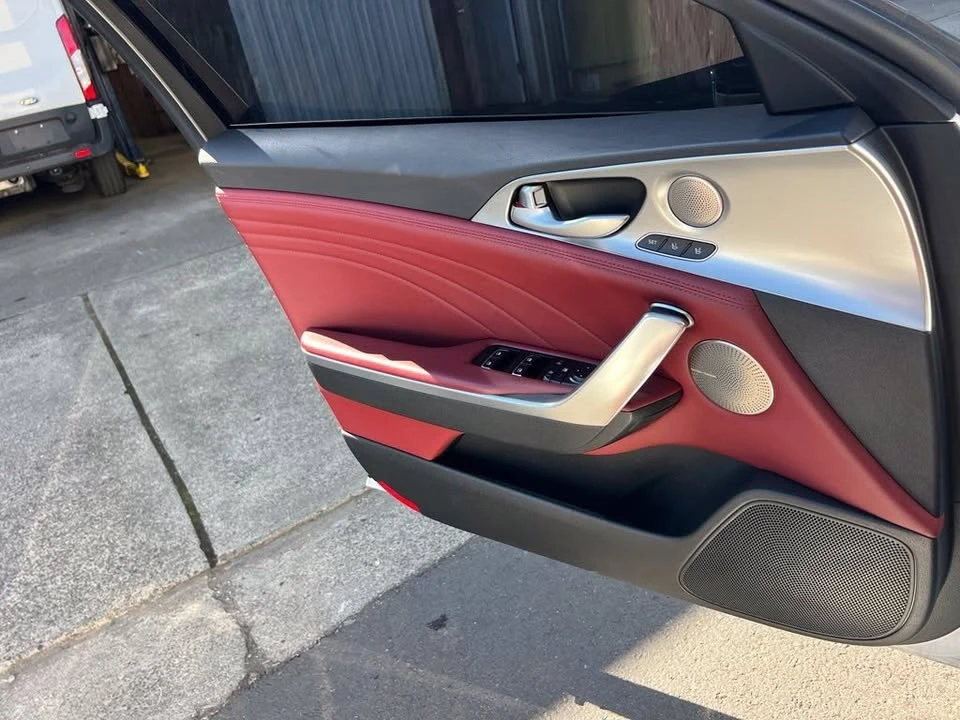 2022 Kia Stinger - Image 16 of 17