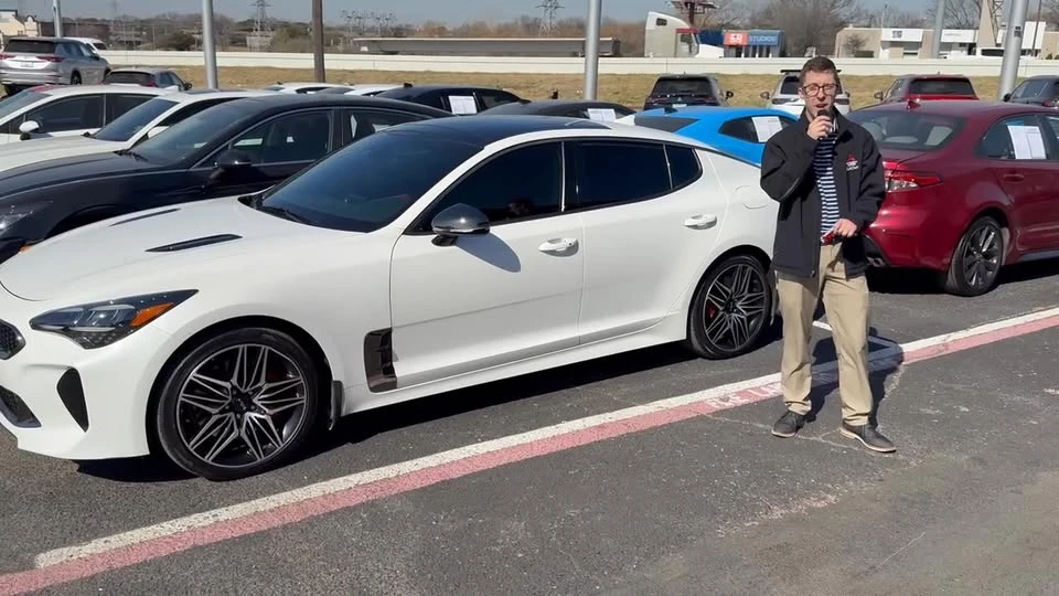 2022 Kia - Image 11 of 11