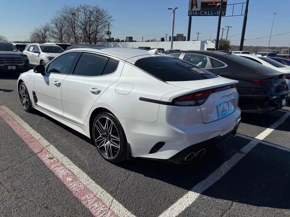 2022 Kia - Image 5 of 11